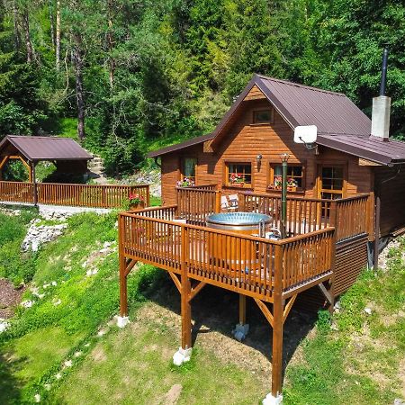 Sovia Wellness Chata S Jacuzzi Kadou A Saunou, Cingov Смижаны Экстерьер фото